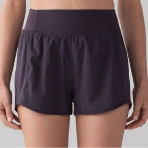 Lululemom Lean In Shorts Boysenberry Sz6